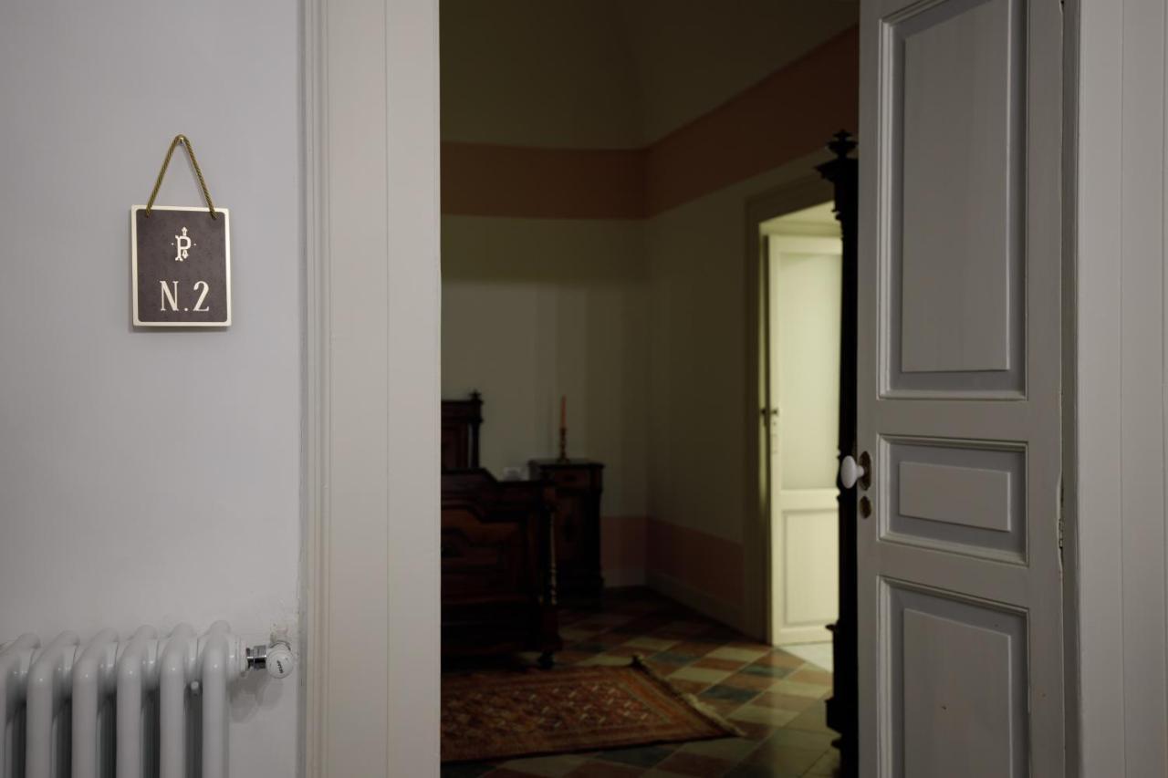 몰라디바리 Palazzo Introna B&B 외부 사진