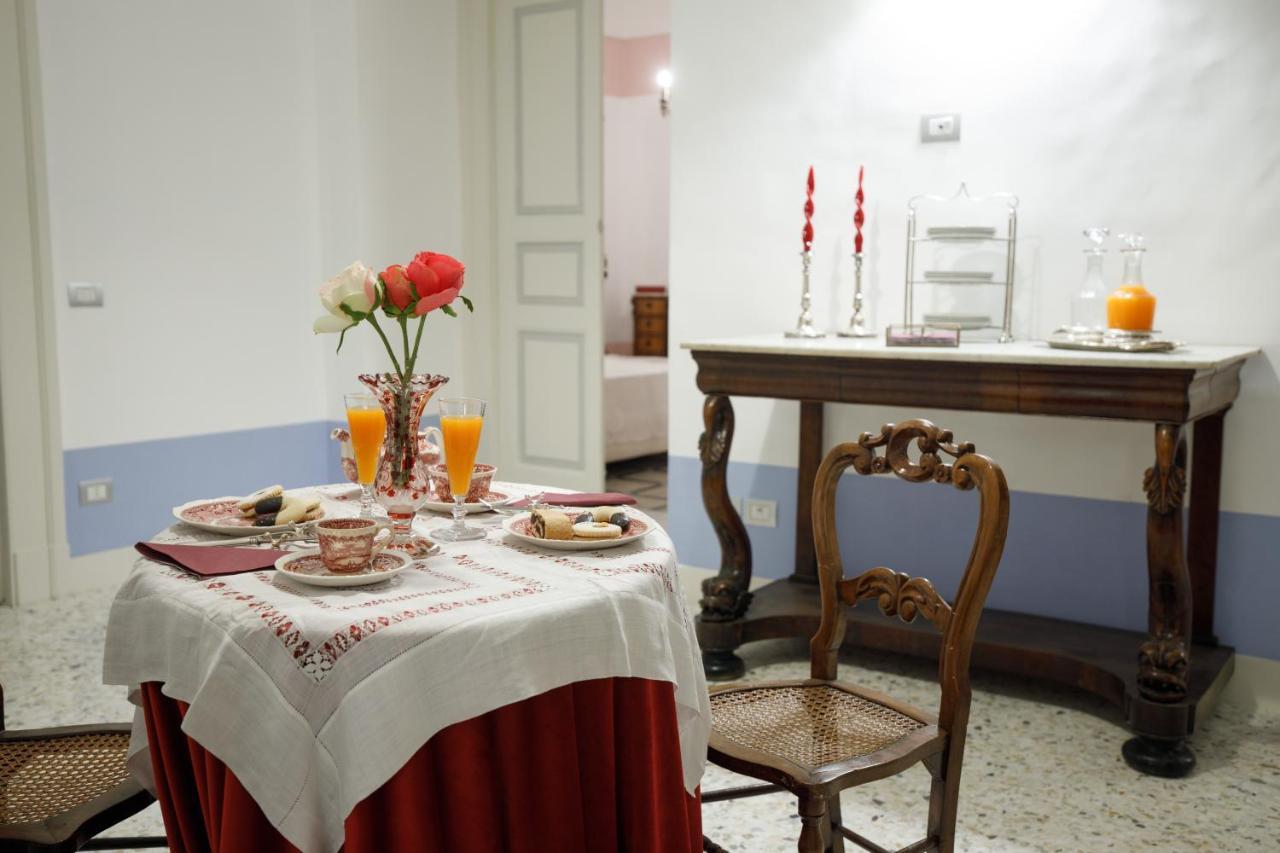 몰라디바리 Palazzo Introna B&B 외부 사진