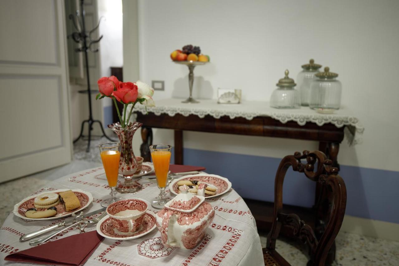 몰라디바리 Palazzo Introna B&B 외부 사진
