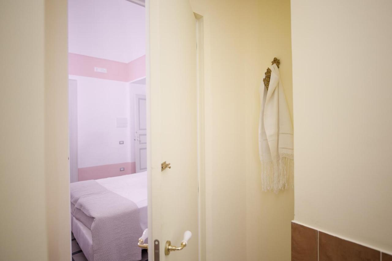 몰라디바리 Palazzo Introna B&B 외부 사진