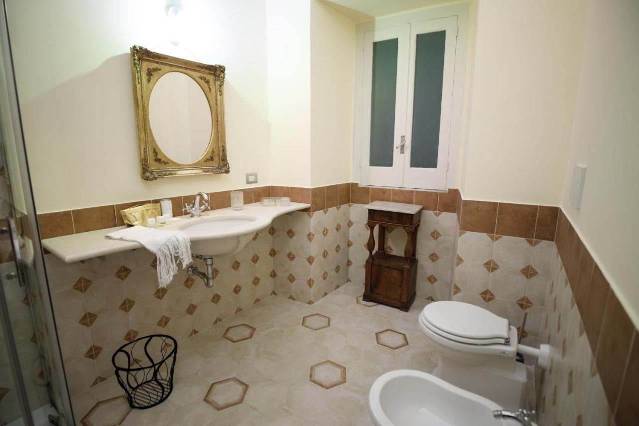 몰라디바리 Palazzo Introna B&B 외부 사진