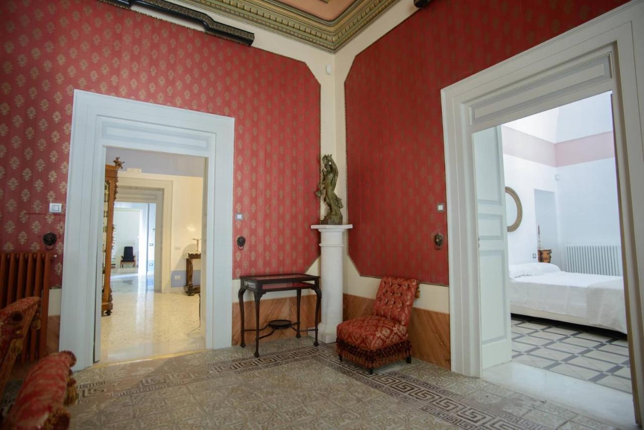 몰라디바리 Palazzo Introna B&B 외부 사진