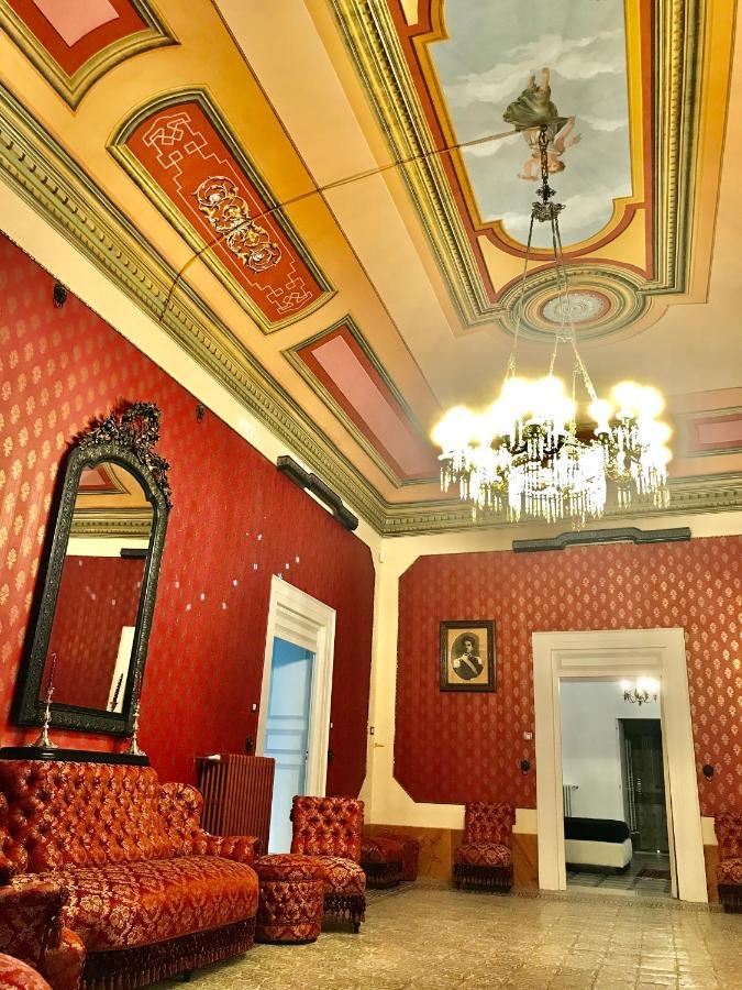 몰라디바리 Palazzo Introna B&B 외부 사진