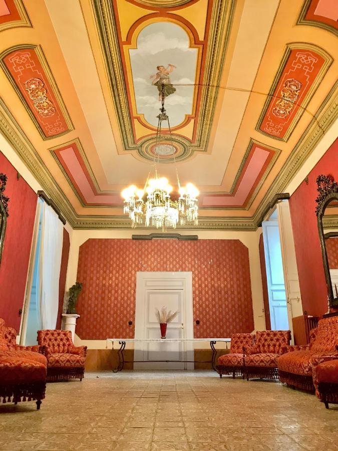 몰라디바리 Palazzo Introna B&B 외부 사진
